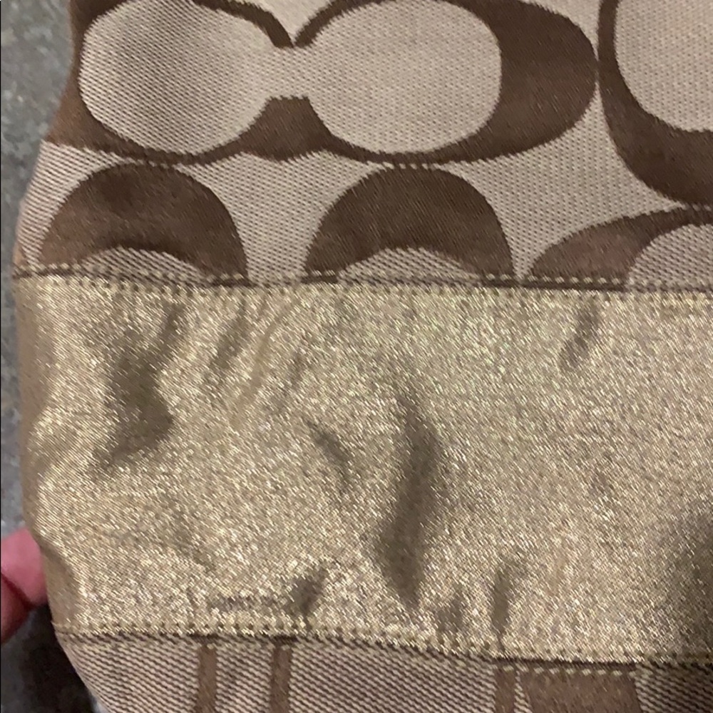 Old Style Coach Purse - Gold/Tan - Picture 2 of 8